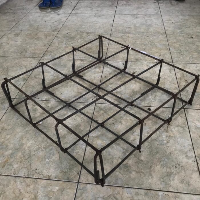 N-CAKAR AYAM UK 60 X 60 BESI 8MM"