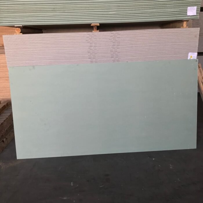 PAPAN GYPSUM 1200 X 2400 X 9MM APLUS WATER RESISTANT