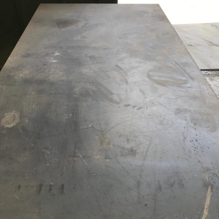 BESI PLAT HITAM 1200 X 2400 X 8MM (174KG)