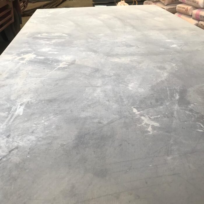 BESI PLAT HITAM 1200 X 2400 X 10MM (219KG)