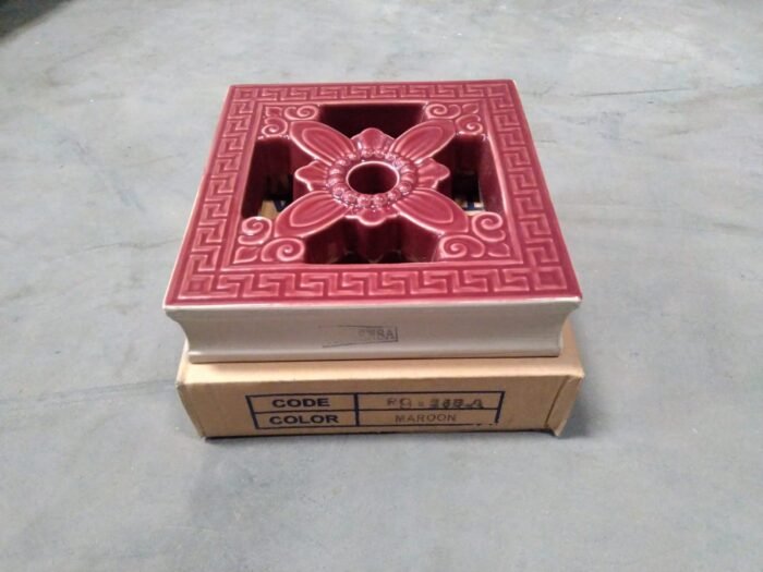 ROOSTER KERAMIK REGULER 20 X 20 TRISENSA RO - 26 DEWA MAROON B (KW1)