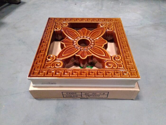 ROOSTER KERAMIK REGULER 30 X 30 TRISENSA RO - 26 DEWA TOBECCO C (KW1)