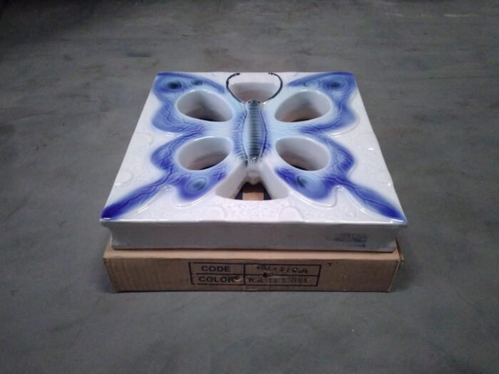 ROOSTER KERAMIK PAINTING 30 X 30 TRISENSA RO - 57C.A KUPU-KUPU BIRU TUA/MUDA (KW1)
