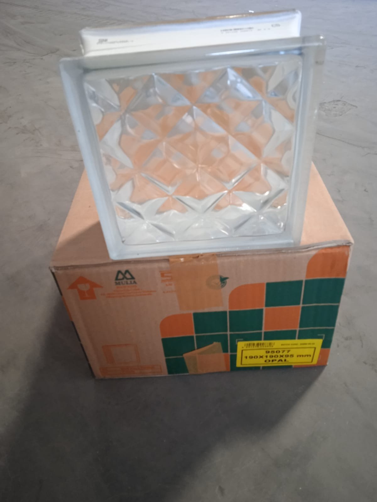 GLASS BLOCK MULIA 21/77 DIAMOND